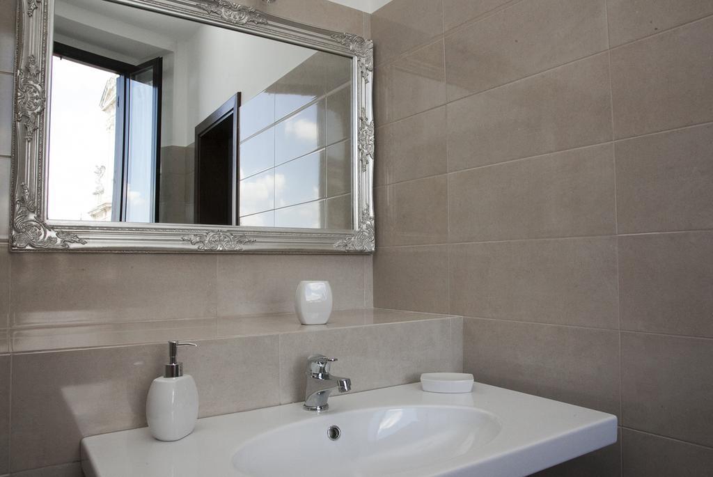 Hotel Piazza Degli Angeli Assisi Zimmer foto