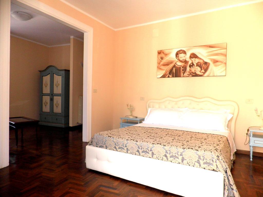 Hotel Piazza Degli Angeli Assisi Exterior foto
